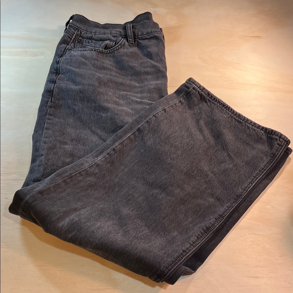 American Eagle Outfitters Distressed Black Jeans Straight Leg Sz 8 long